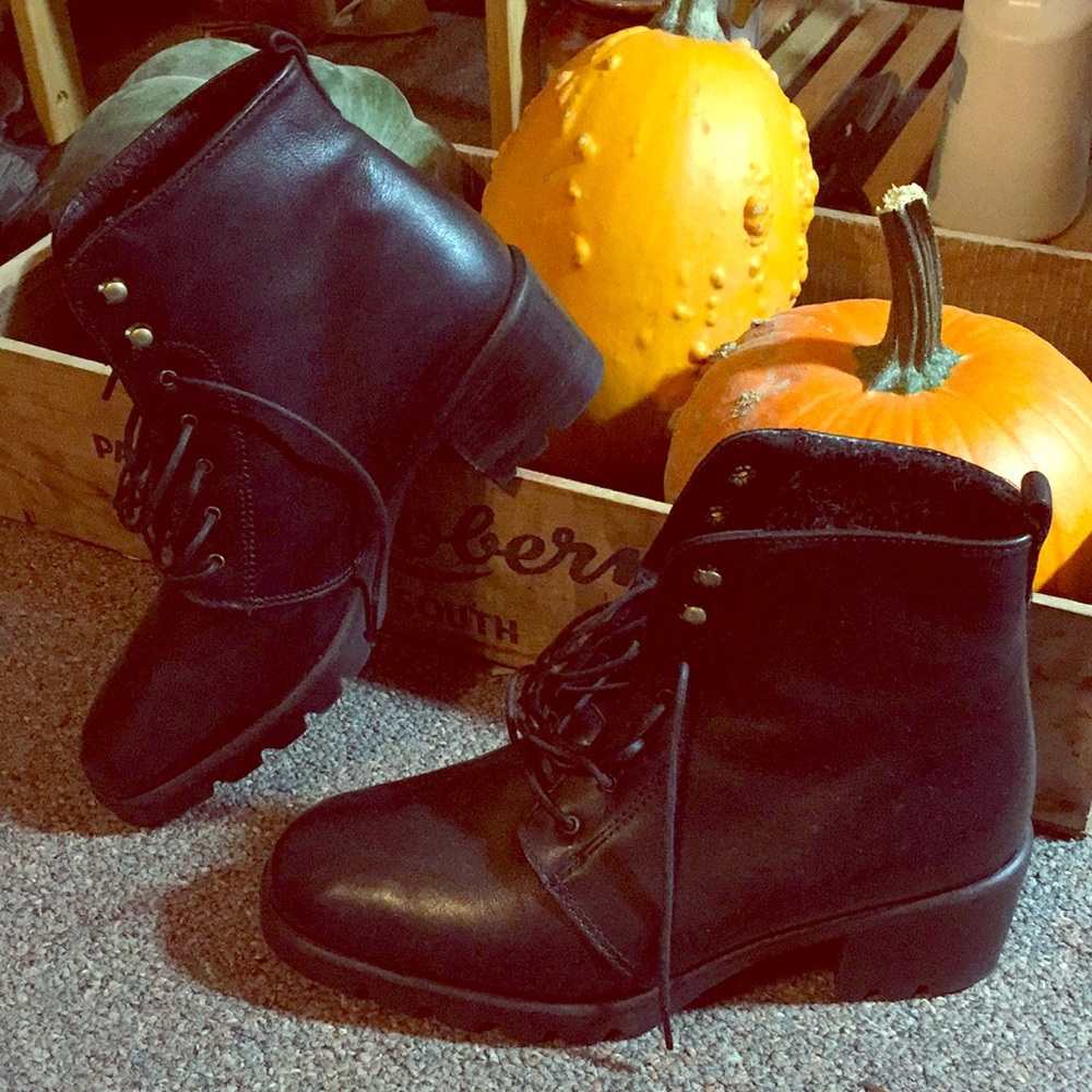 Canada North Insulated Ankle Boots